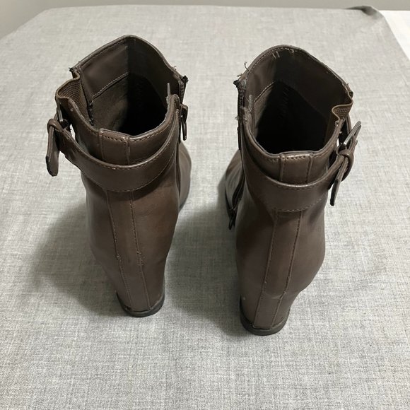 Unisa Women's Wedge Boot - Picture 2 of 7